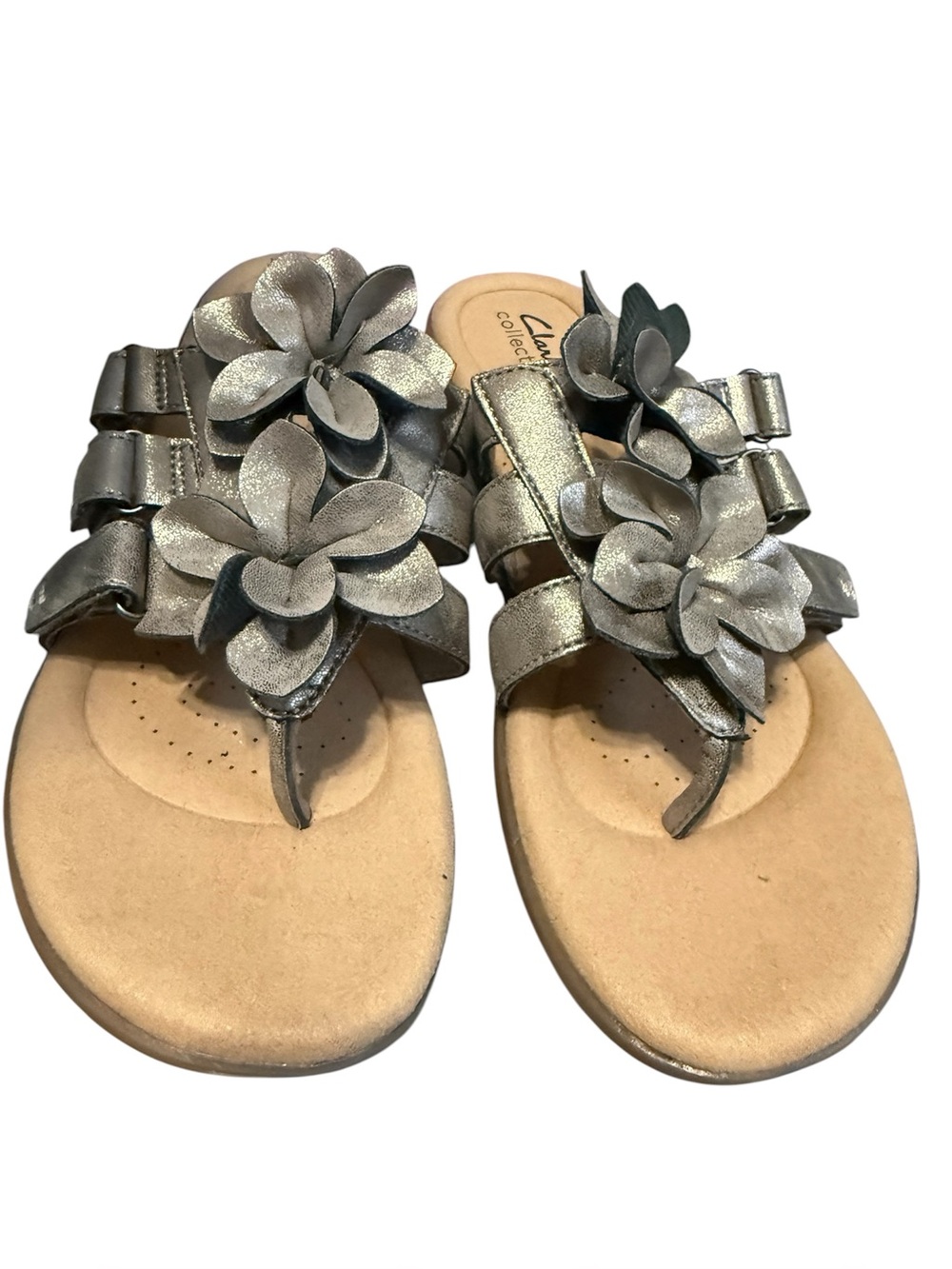 Clarks womens sandals shoes Elizabelle Mae size 9 1/2  flower 9.5 NWOT